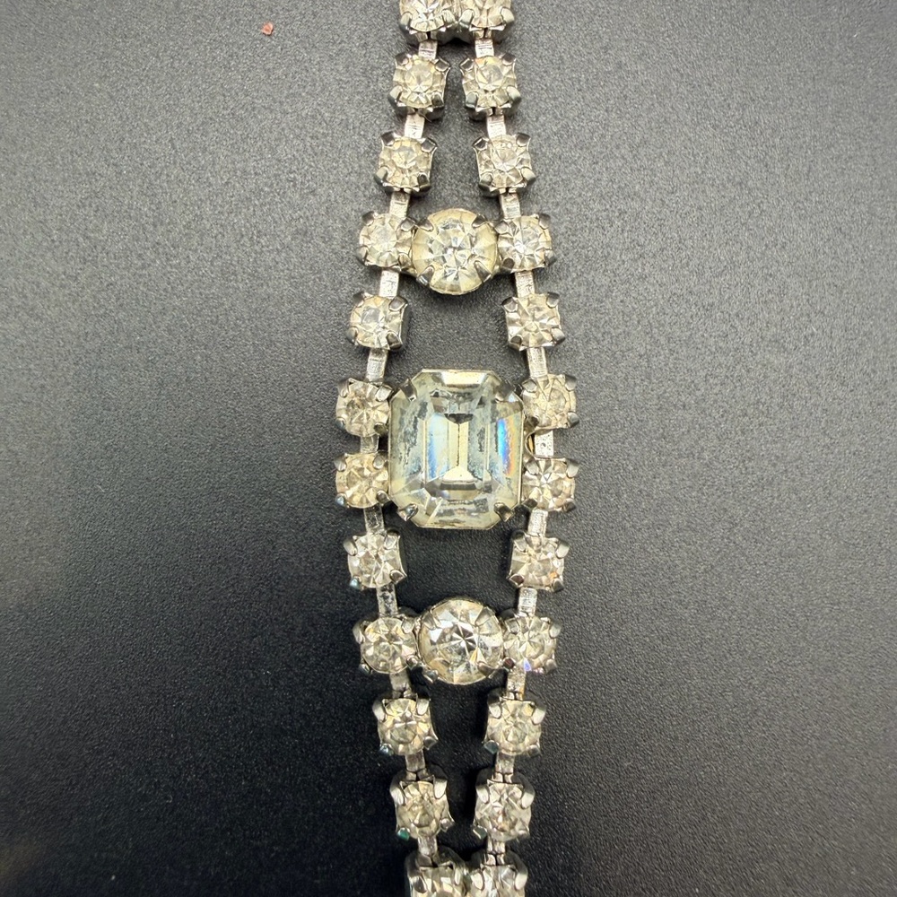 Clear Crystal Link Bracelet with Silver-Tone Setting